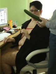 gallery_granny_and_mature_Annadevot - The CUCUMBER as anal spare?_older_127739622