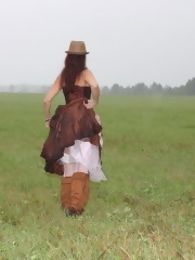 gallery_granny_and_mature_Rainy Day in Field 2_older_127739154