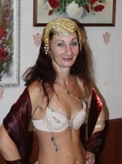 gallery_granny_and_mature_Salomea costume_older_127741135