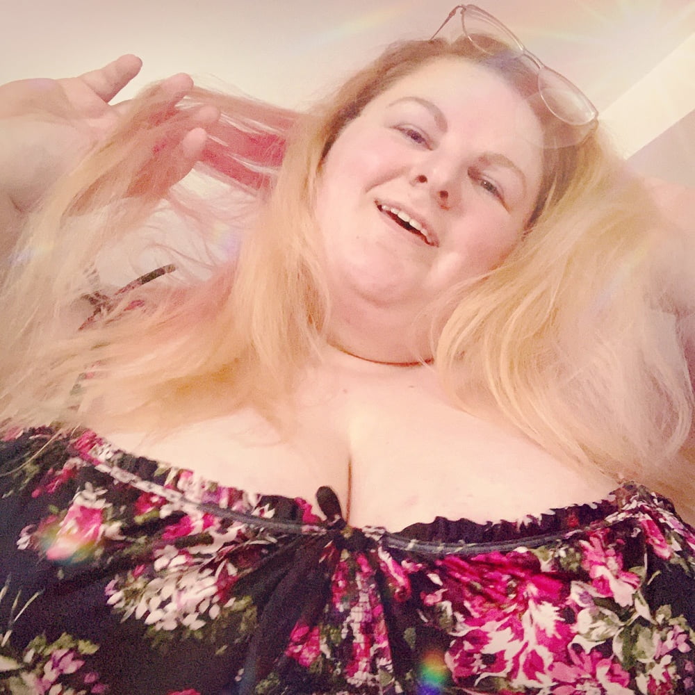 gallery_granny_and_mature_SSBBW Slut Neoqlassical on Snap_older_